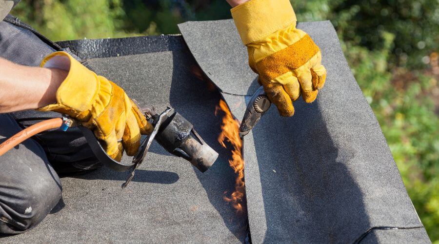 Professional flood damage restoration services in Grant, FL
